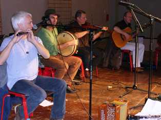Le groupe de musique irlandaise Padiyan