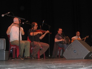 Le groupe de musique irlandaise Padiyan